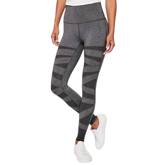 lululemon athletica Pants - Lululemon Gray Wunder Under Leggings - Geometric Detail (XS)